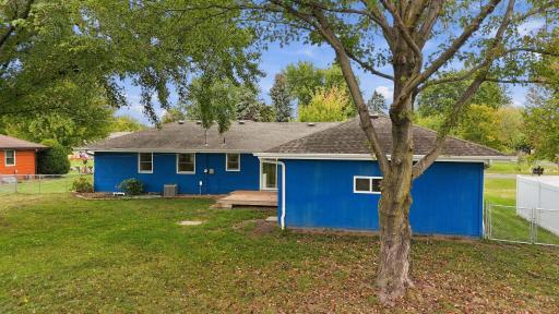 28-web-or-mls-4050_Upper_149th_St_W_Rosemount_MN_55068_008.jpg