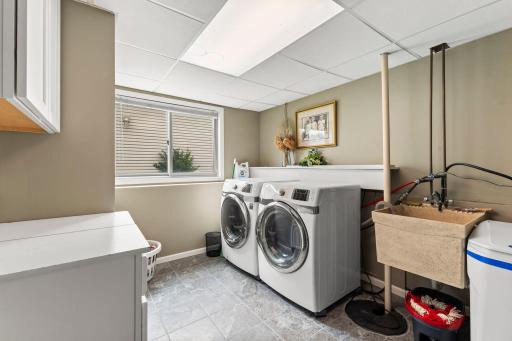 54-web-or-mls-7419 52nd St N-315.jpg