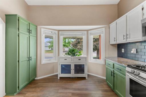 31-web-or-mls-7419 52nd St N-165.jpg