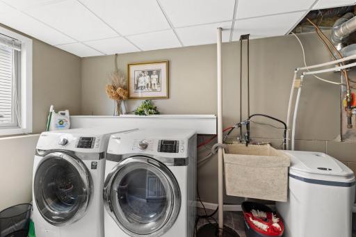 56-web-or-mls-7419 52nd St N-330.jpg
