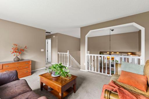19-web-or-mls-7419 52nd St N-224.jpg