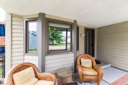 10-web-or-mls-7419 52nd St N-44.jpg
