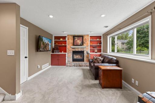 46-web-or-mls-7419 52nd St N-284.jpg
