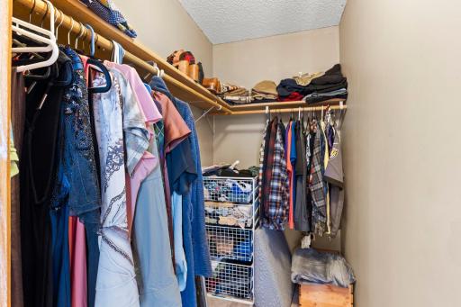 39-web-or-mls-7419 52nd St N-264.jpg