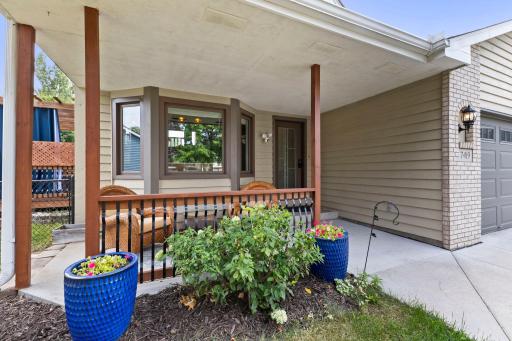 9-web-or-mls-7419 52nd St N-39.jpg