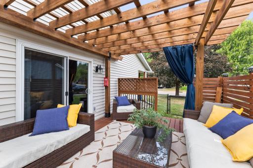 68-web-or-mls-7419 52nd St N-109.jpg