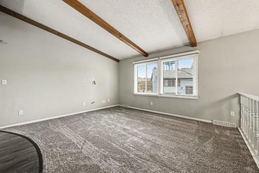 1086 122nd Avenue NE, Blaine, MN 55434