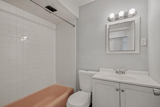 2110 Park Avenue, Minneapolis, MN 55404