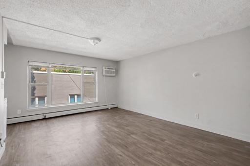 2110 Park Avenue, Minneapolis, MN 55404
