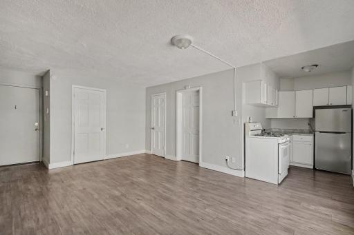 2110 Park Avenue, Minneapolis, MN 55404