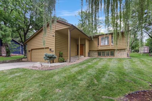 13529 1st Ave S, Burnsville-05.jpg