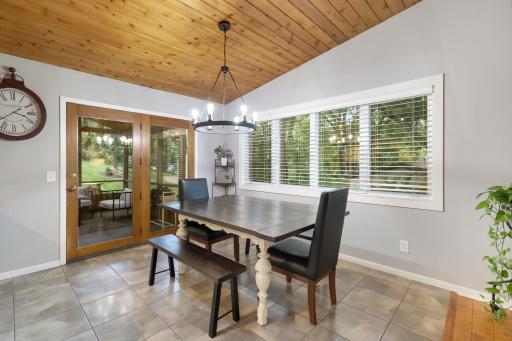 13529 1st Ave S, Burnsville-17.jpg