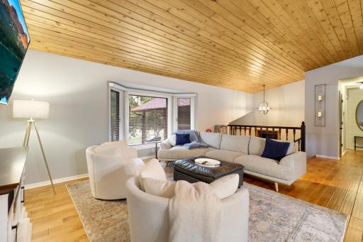 13529 1st Ave S, Burnsville-15.jpg