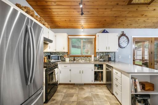 13529 1st Ave S, Burnsville-25.jpg