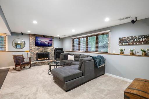 13529 1st Ave S, Burnsville-34.jpg