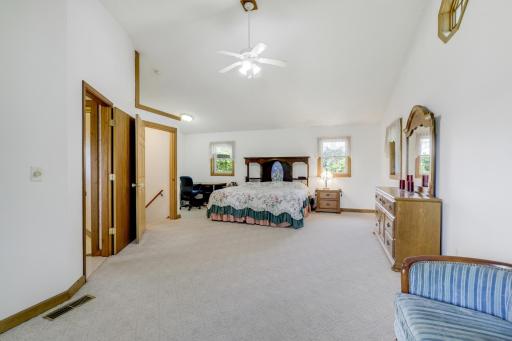 Owners suite with vaulted ceiling.jpg