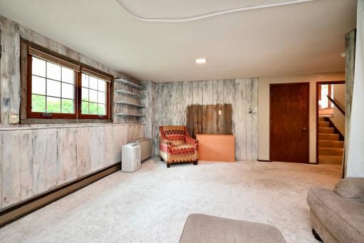 118 S Church Street, Peterson, MN 55962