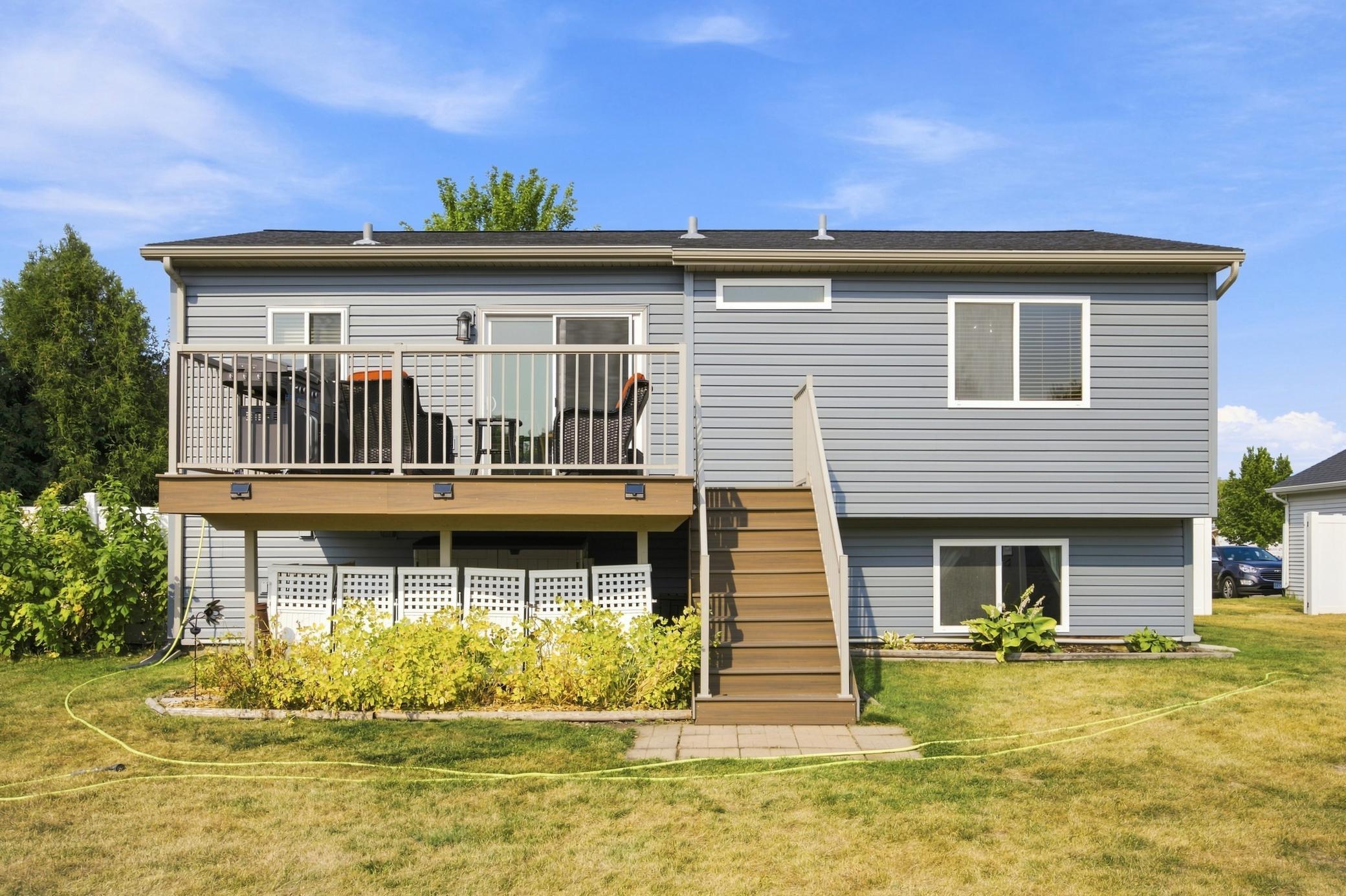 trex maintenance free deck