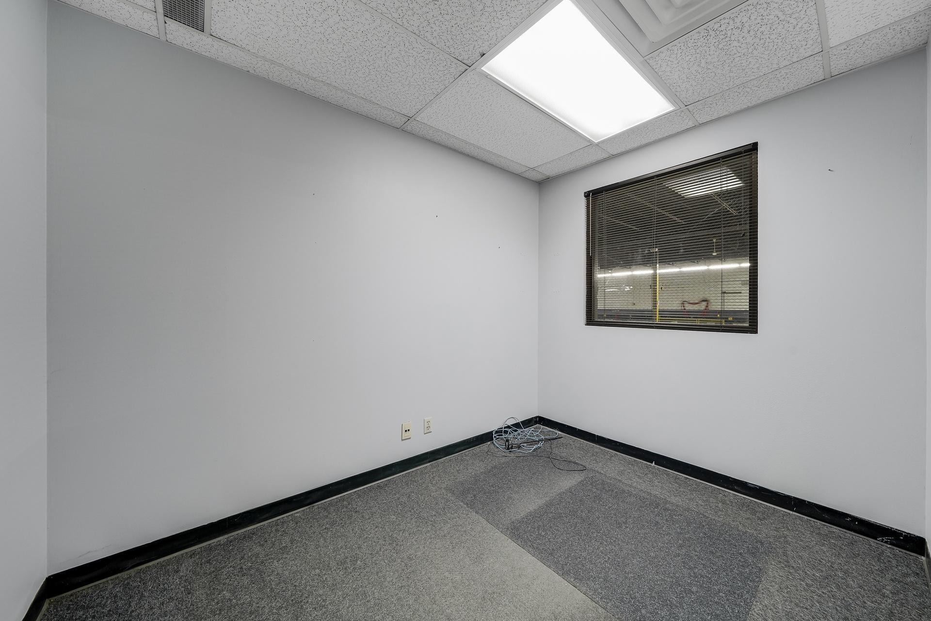 8710Photography-Web-Friendly-9219-Grand-Avenue-South-Bloomington-MN-55420-44.jpg