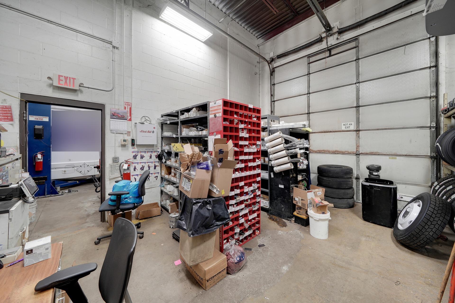 8710Photography-Web-Friendly-9219-Grand-Avenue-South-Bloomington-MN-55420-67.jpg