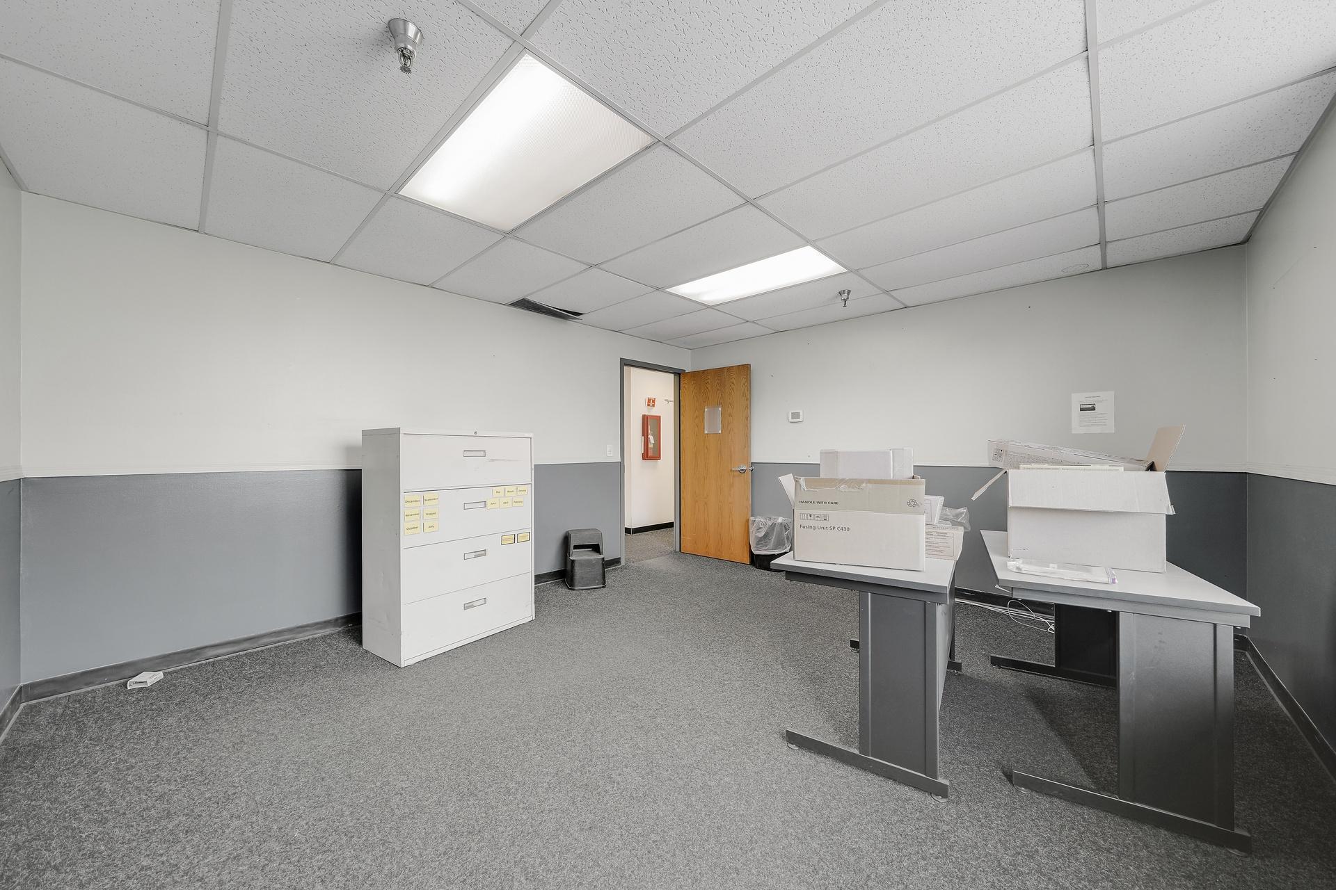 8710Photography-Web-Friendly-9219-Grand-Avenue-South-Bloomington-MN-55420-39.jpg