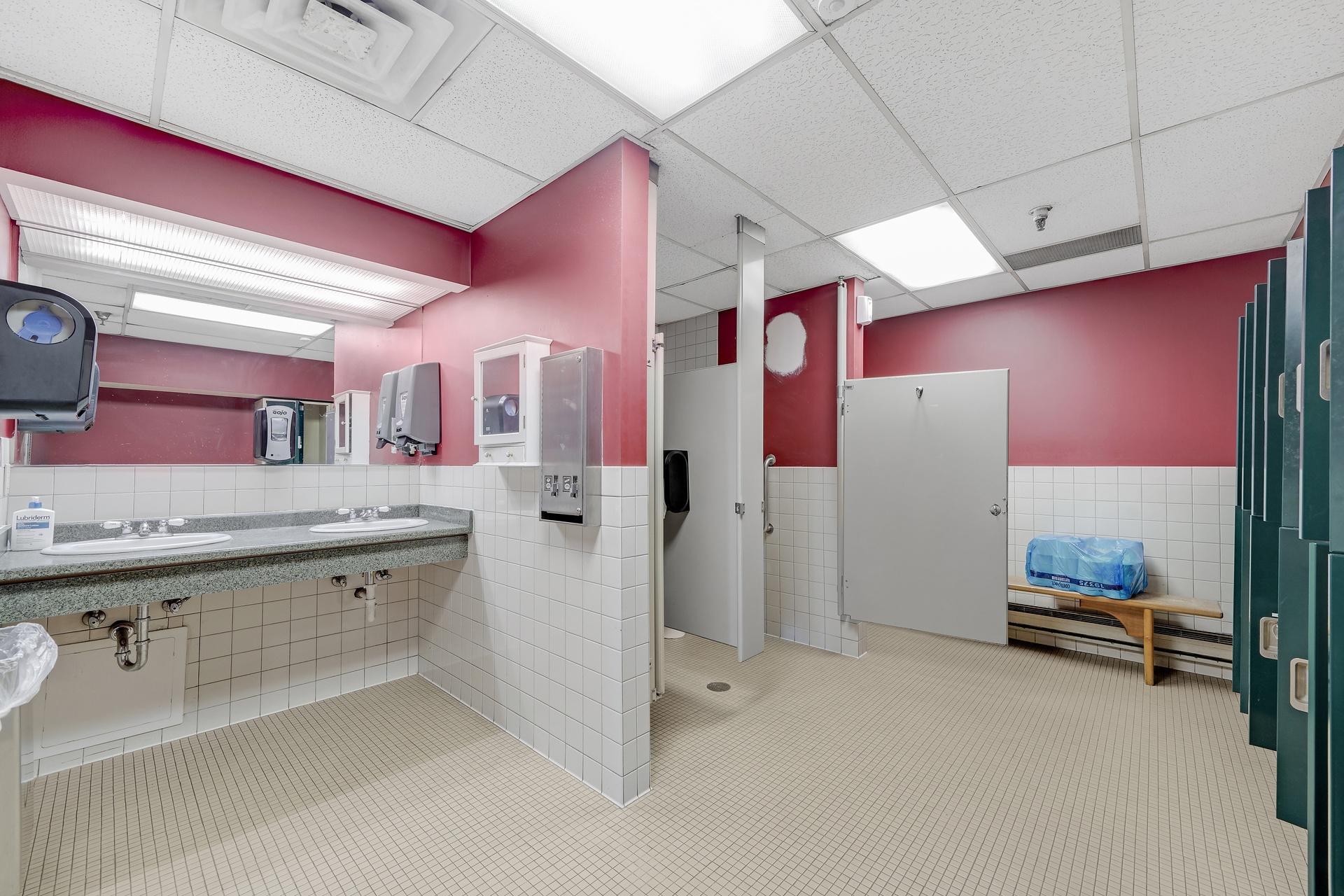 8710Photography-Web-Friendly-9219-Grand-Avenue-South-Bloomington-MN-55420-48.jpg