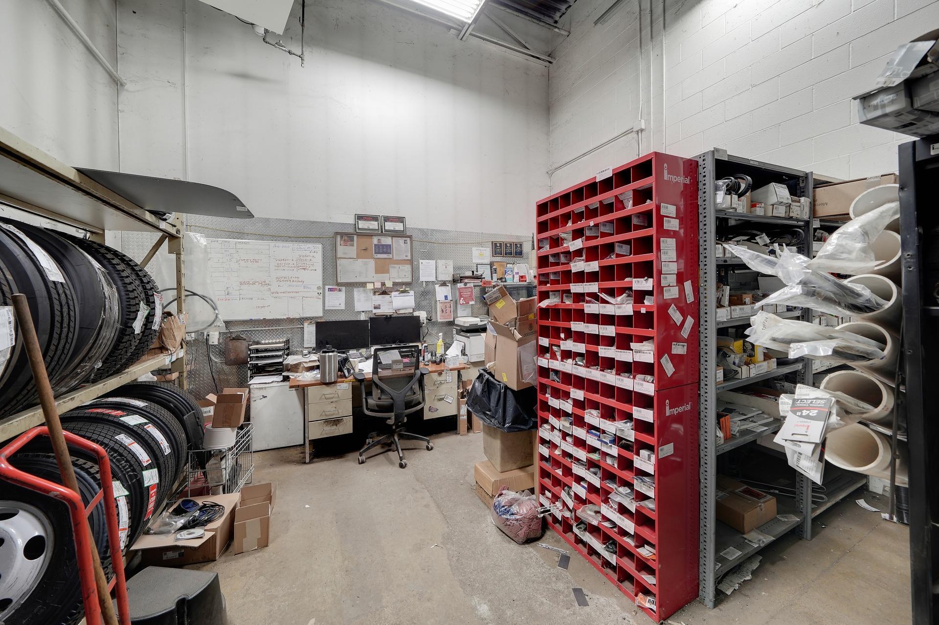8710Photography-Web-Friendly-9219-Grand-Avenue-South-Bloomington-MN-55420-68.jpg