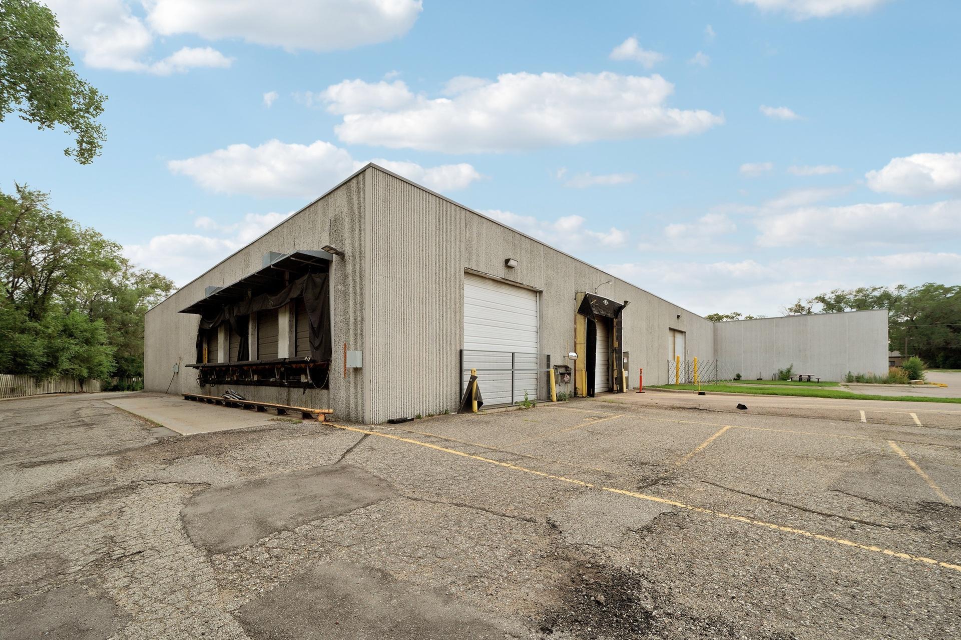 8710Photography-Web-Friendly-9219-Grand-Avenue-South-Bloomington-MN-55420-10.jpg