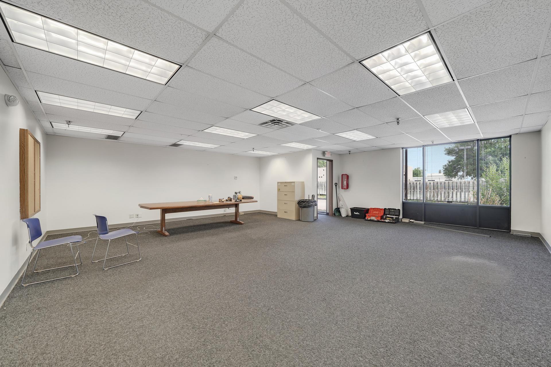 8710Photography-Web-Friendly-9219-Grand-Avenue-South-Bloomington-MN-55420-32.jpg