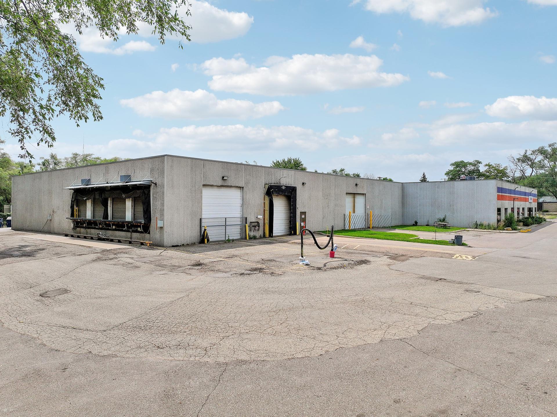 8710Photography-Web-Friendly-9219-Grand-Avenue-South-Bloomington-MN-55420-93.jpg