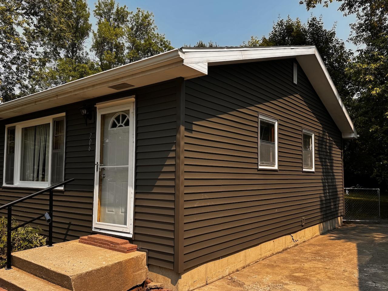 Side Elevation