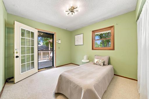 Second bedroom.