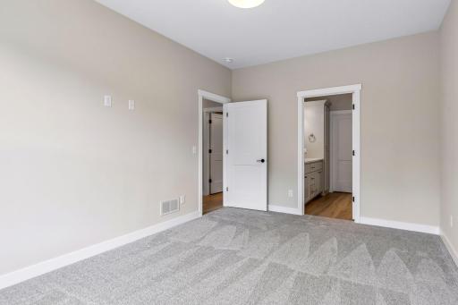 1400 Anchor Avenue, River Falls, WI 54022