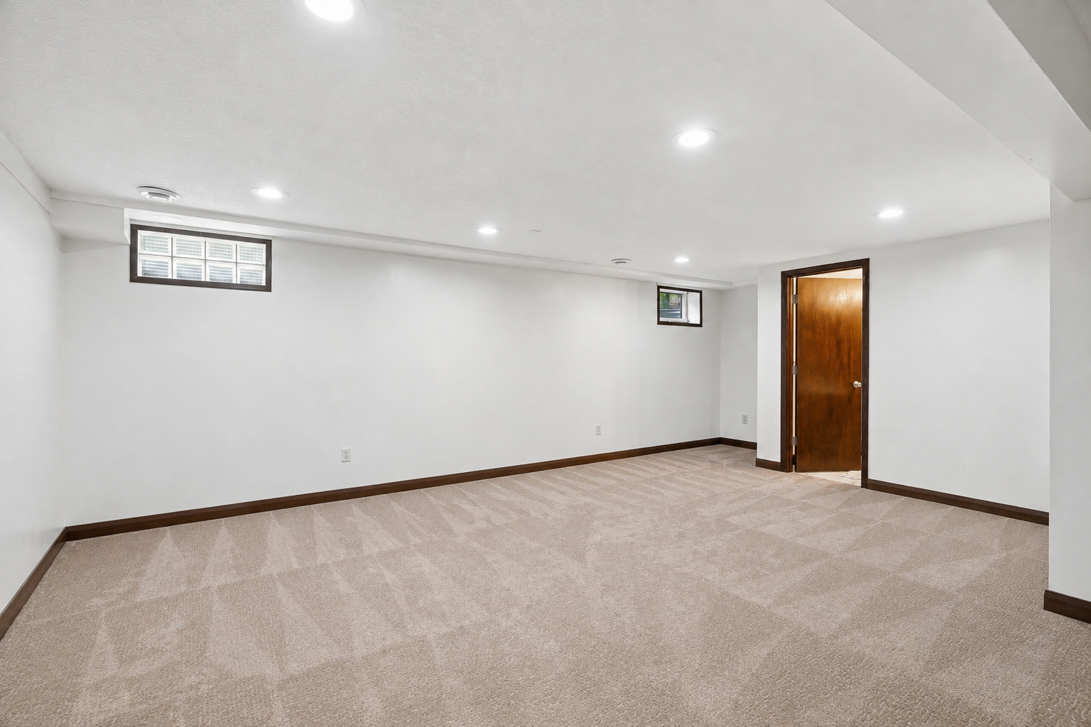 familyroom2.png