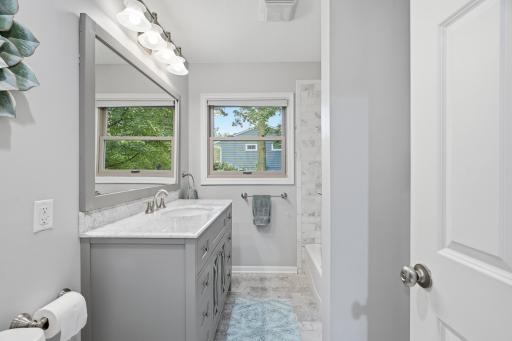 14901 Williston Lane, Minnetonka, MN 55345