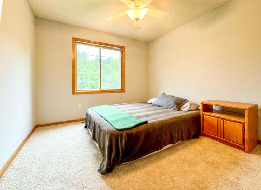 17-Bedroom-5882.jpg