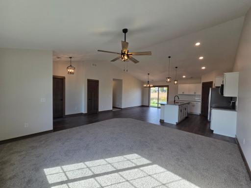 350 Stoneridge Lane NE, Owatonna, MN 55060