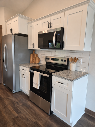 Actual property photo, virtually staged with AI.