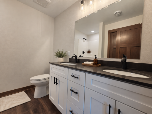 Actual property photo, virtually staged with AI.