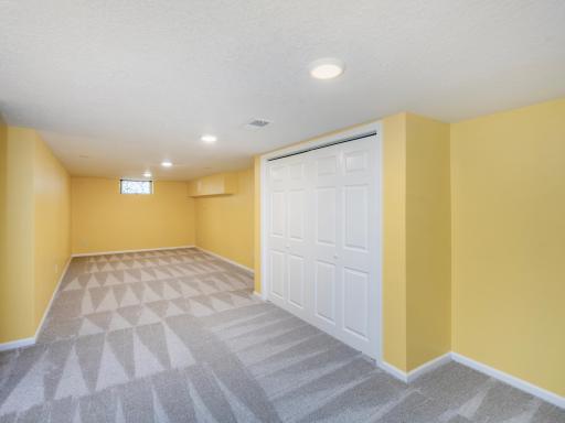 1359 Sumner Street, Saint Paul, MN 55116