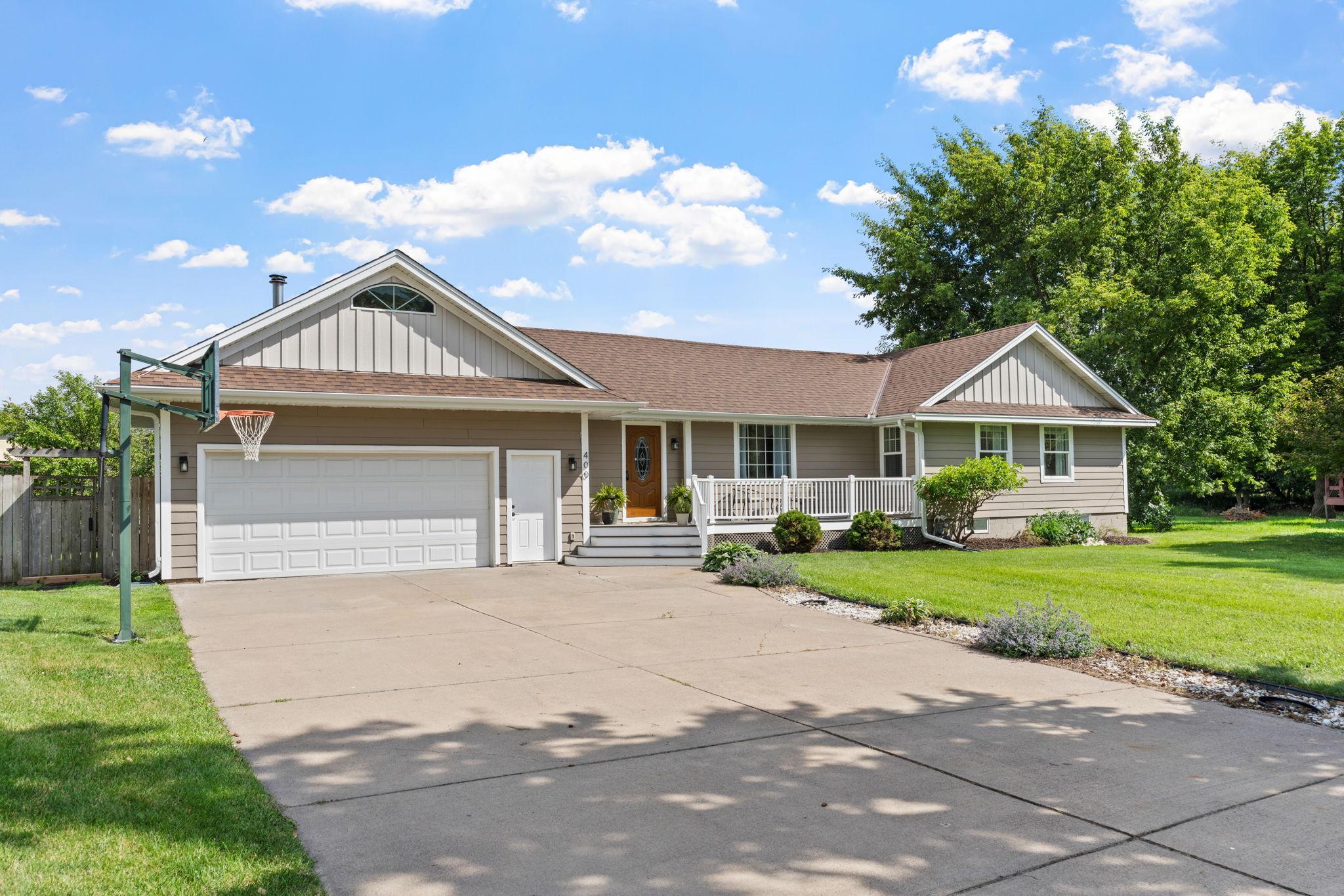 5-web-or-mls-400 Decatur Ave N-5.jpg