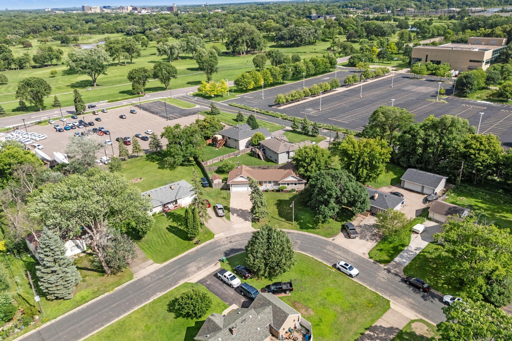 17-web-or-mls-400 Decatur Ave N-17.jpg
