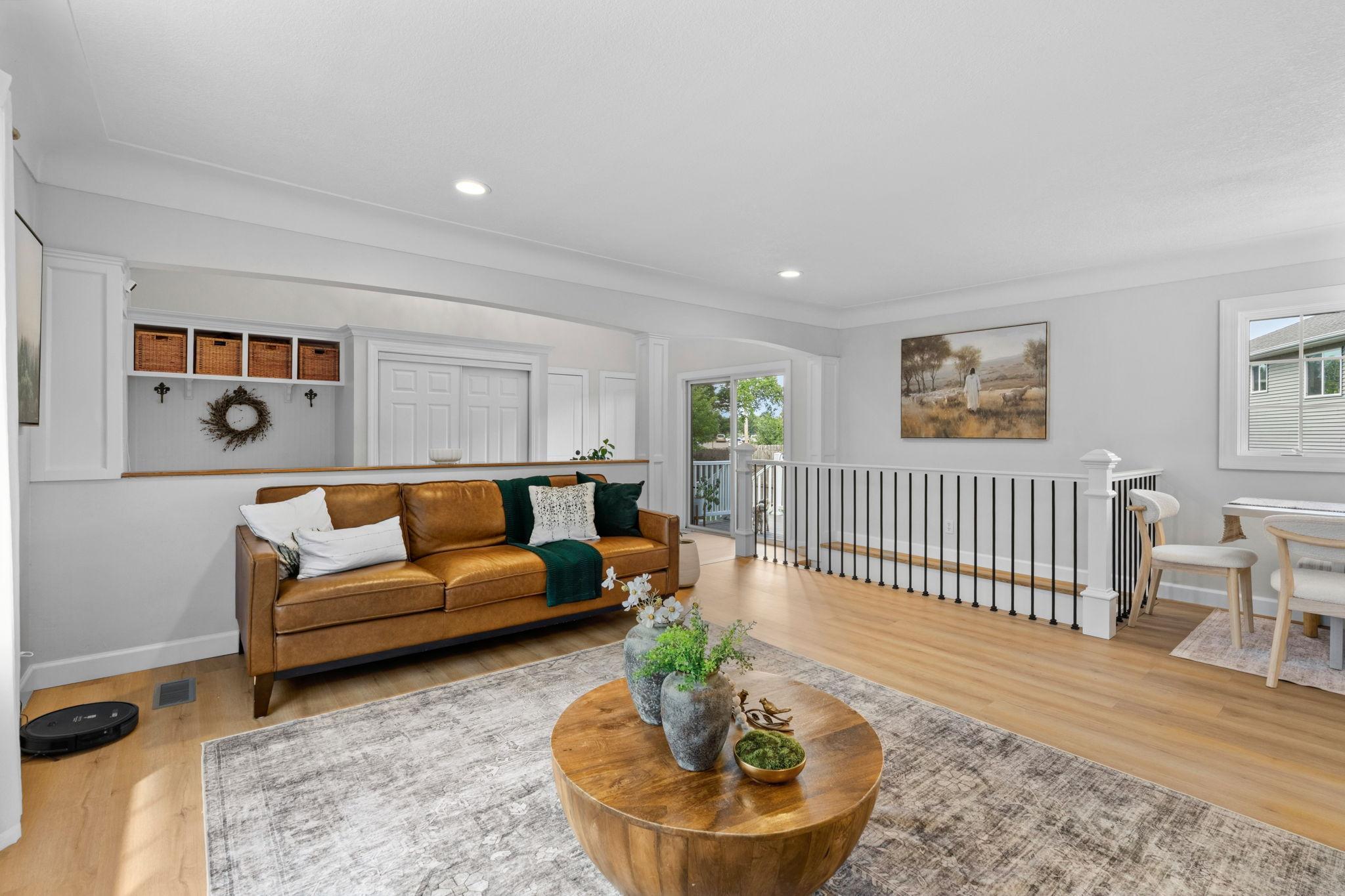 31-web-or-mls-400 Decatur Ave N-31.jpg