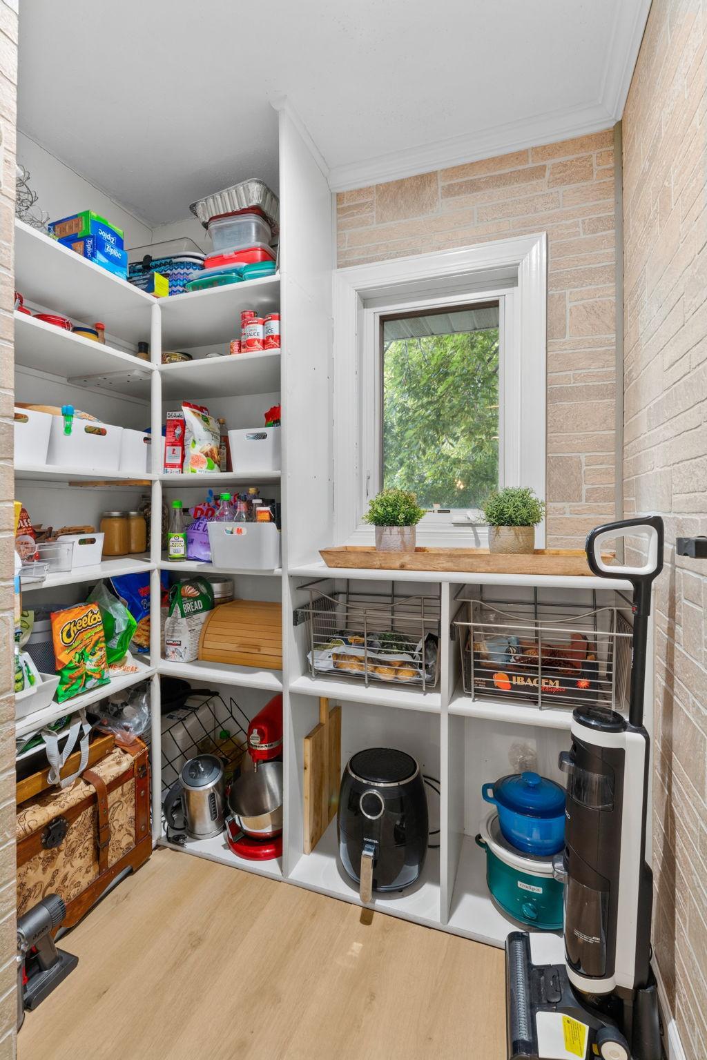 43-web-or-mls-400 Decatur Ave N-43.jpg