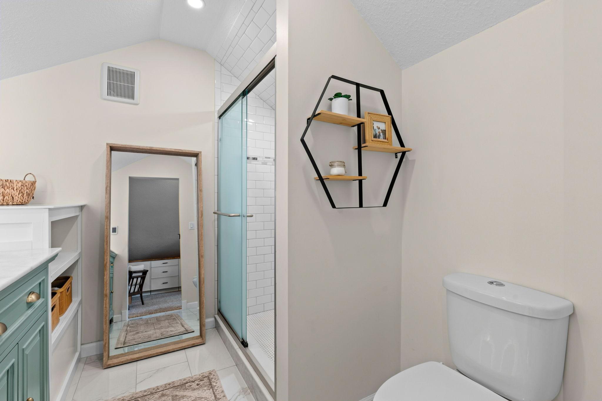 60-web-or-mls-400 Decatur Ave N-60.jpg