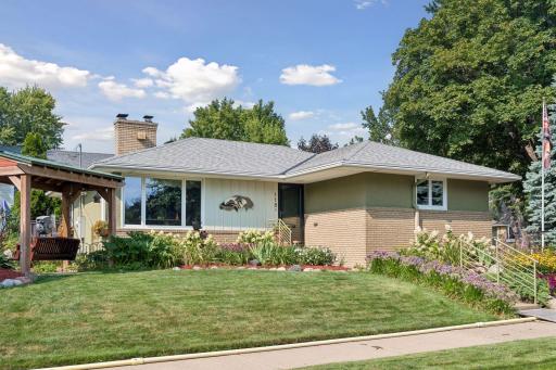 115 36th Avenue NE, Minneapolis, MN 55418
