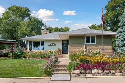 115 36th Avenue NE, Minneapolis, MN 55418