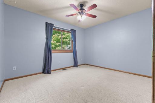 469 Campbell Lane NW, Hutchinson, MN 55350
