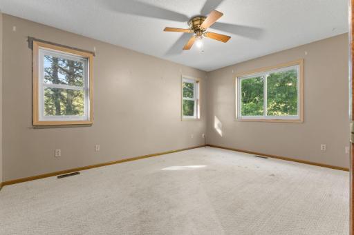 469 Campbell Lane NW, Hutchinson, MN 55350