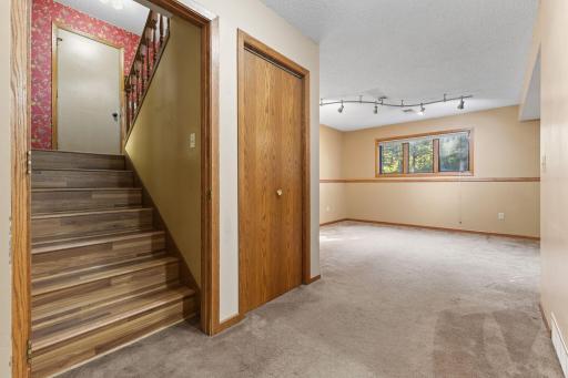 469 Campbell Lane NW, Hutchinson, MN 55350